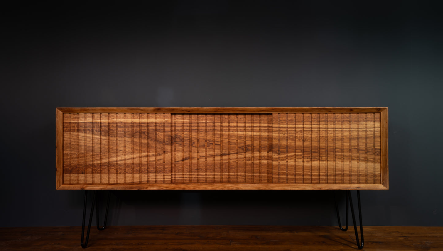 Kommode 160cm aus massivem Ulmenholz im Mid-Century-Stil