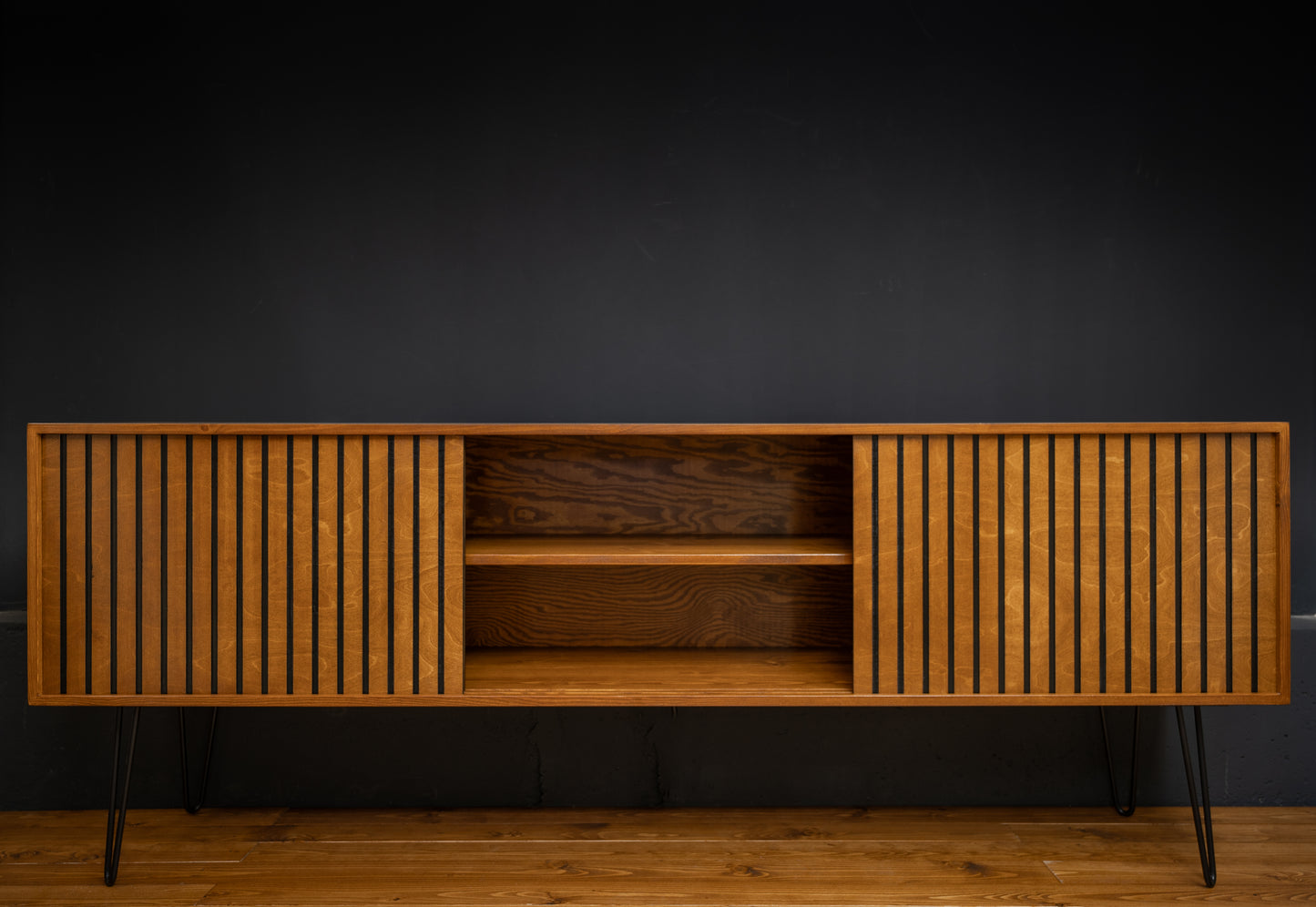 Handgefertigtes Vintage Mid-Century Sideboard